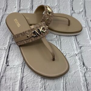 ✨NWOB: MICHAEL Michael Kors Sandals, size 9.